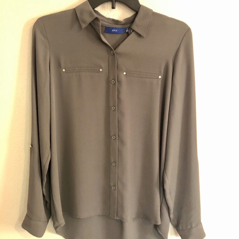 Olive/Tan. Button up blouse. Apt 9. Size S